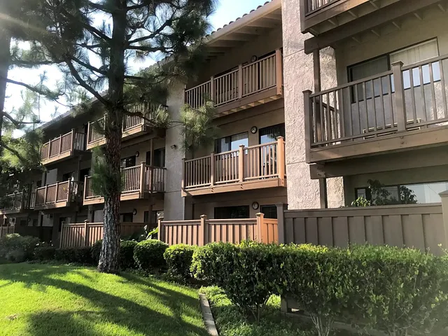 $1,228 | 11441 Acacia Parkway, Garden Grove, CA 92840