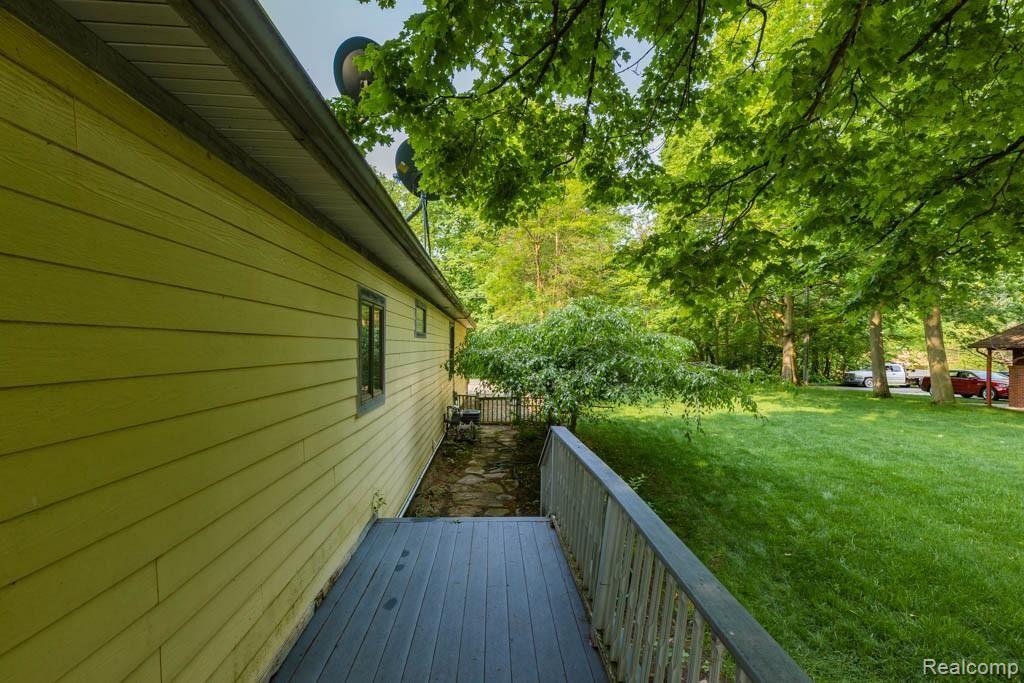 11981 Ryznar Drive Belleville, MI 48111 - Photo 36 of 51 11981 Ryznar Dr-42.jpg