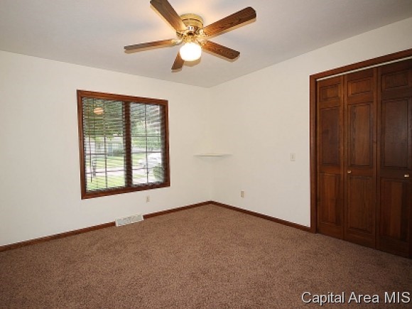 104 Resina Drive Springfield, IL 62703 - Photo 12 of 24 Gallery Image 12