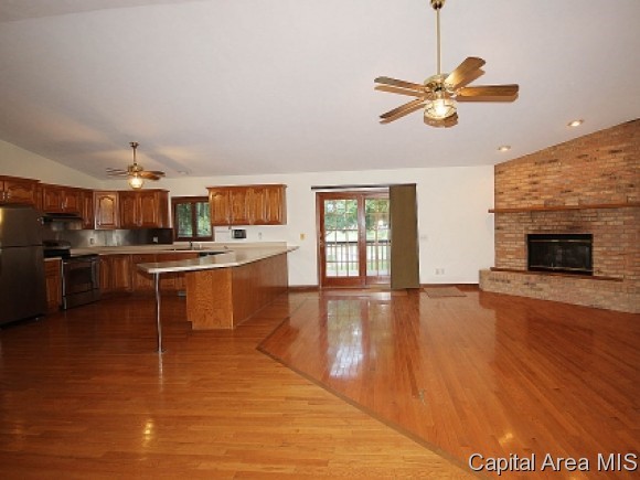 104 Resina Drive Springfield, IL 62703 - Photo 2 of 24 Gallery Image 2