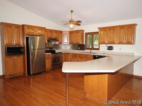 104 Resina Drive Springfield, IL 62703 - Photo 8 of 24 Gallery Image 8