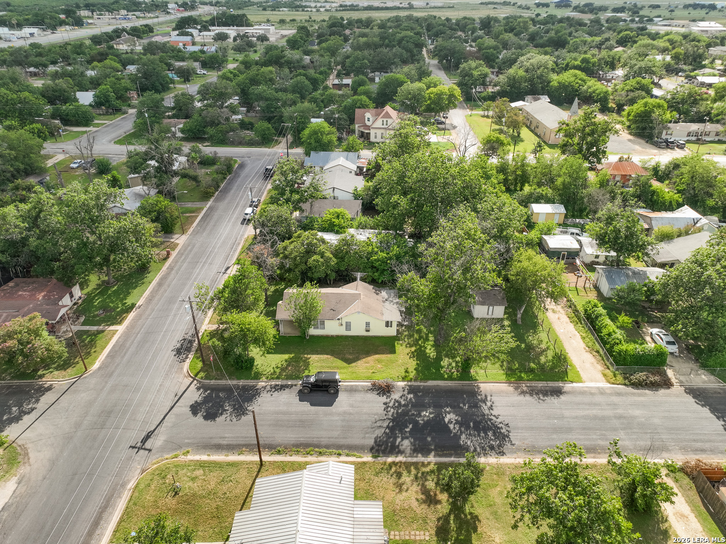 1902 17th Street Hondo, TX 78861 - Photo 20 of 21