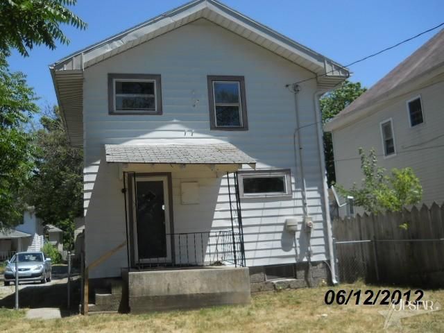 2116 Riedmiller Avenue Fort Wayne, IN 46802 - Photo 1 of 9 Gallery Image 1