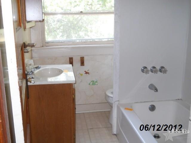 2116 Riedmiller Avenue Fort Wayne, IN 46802 - Photo 2 of 9 Gallery Image 2