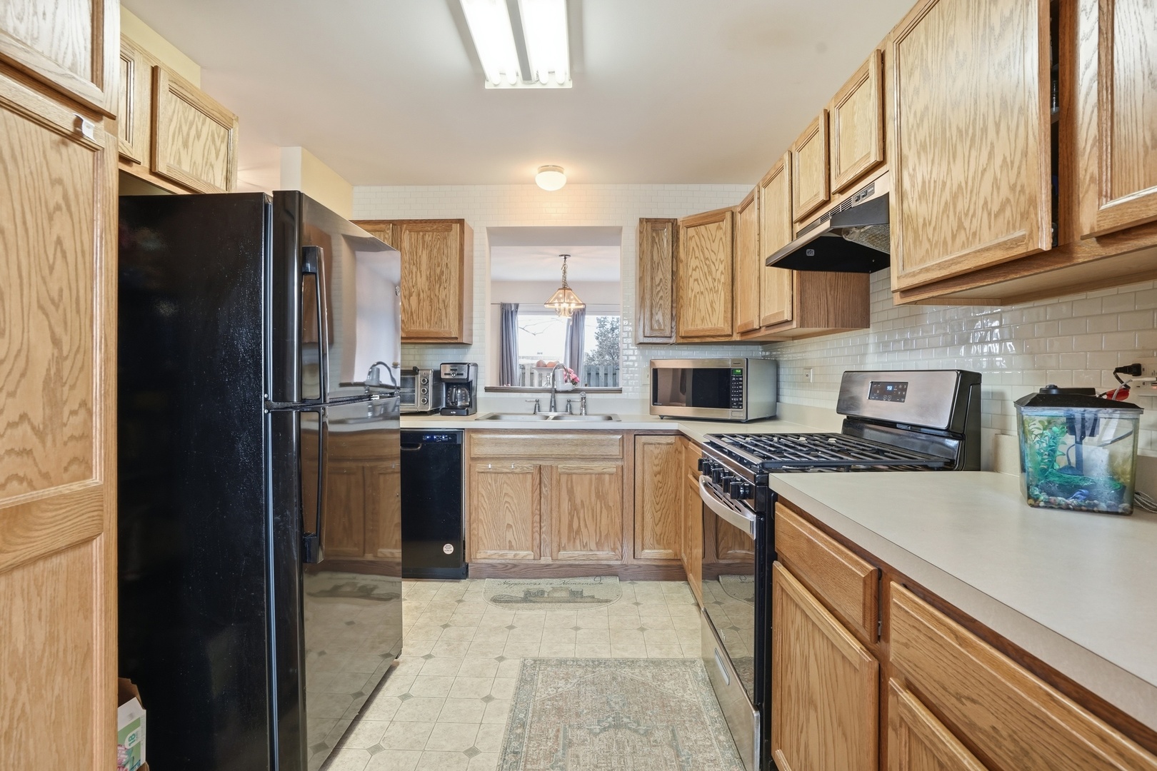 25708 Bridle Path Channahon, IL 60410 - Photo 6 of 29