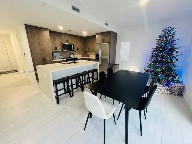 $3,950 | 1312 Northwest 3rd Street, Florida City, FL 33034