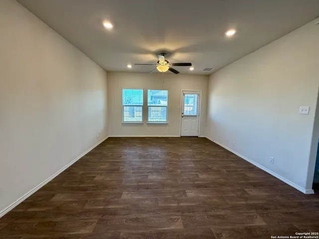 $309,900 | 13060 Kalinoski, St. Hedwig, TX 78152