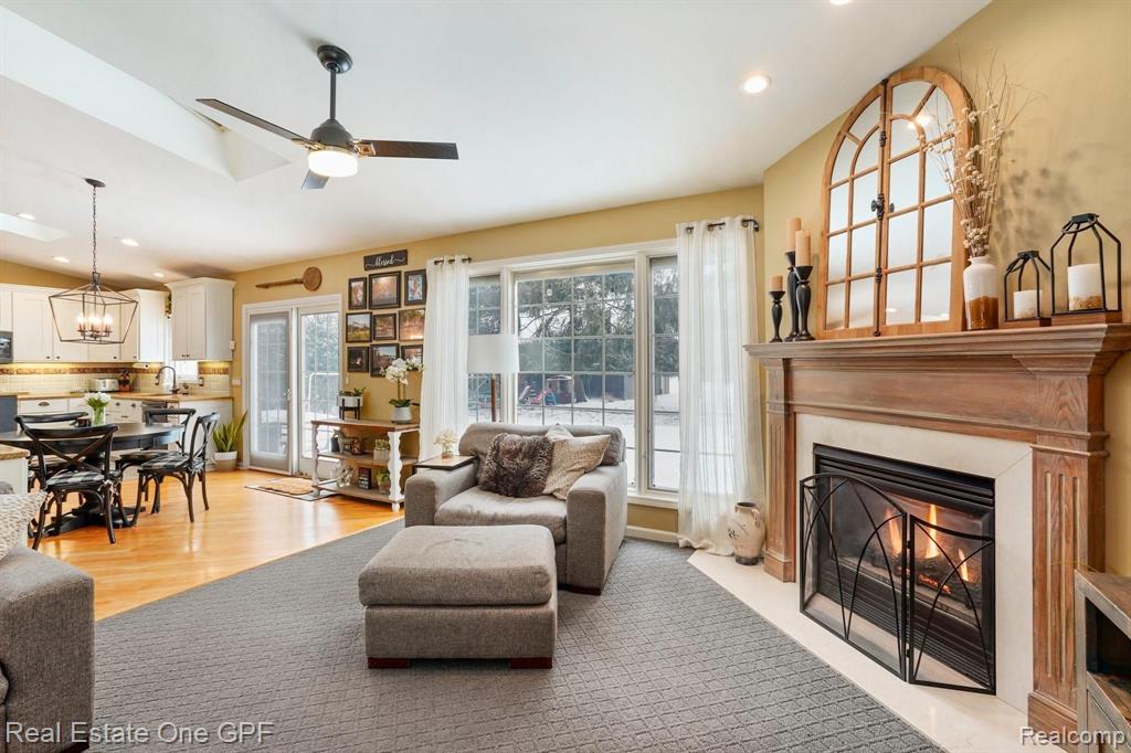 1010 Whittier Road Grosse Pointe Park, MI 48230 - Photo 10 of 44