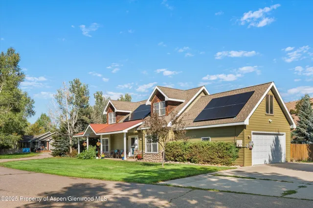 $1,275,000 | 305 Surrey Street, Carbondale, CO 81623