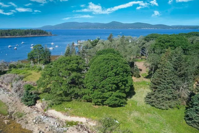 $595,000 | Lot 4 Ferry Road, Islesboro, ME 04848