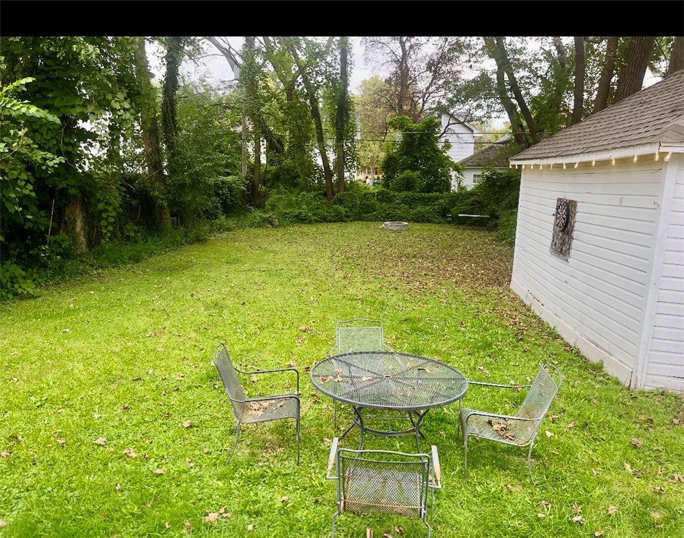 44 Flanders Street Rochester, NY 14619 - Photo 4 of 28 Gallery Image 4
