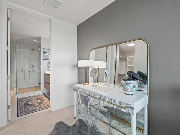 $1,475,000 | 1020 Sunset Point Road, Unit 511, Clearwater, FL 33755