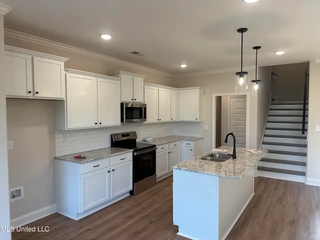 $422,400 | 687 Lucas Lane, Hernando, MS 38632