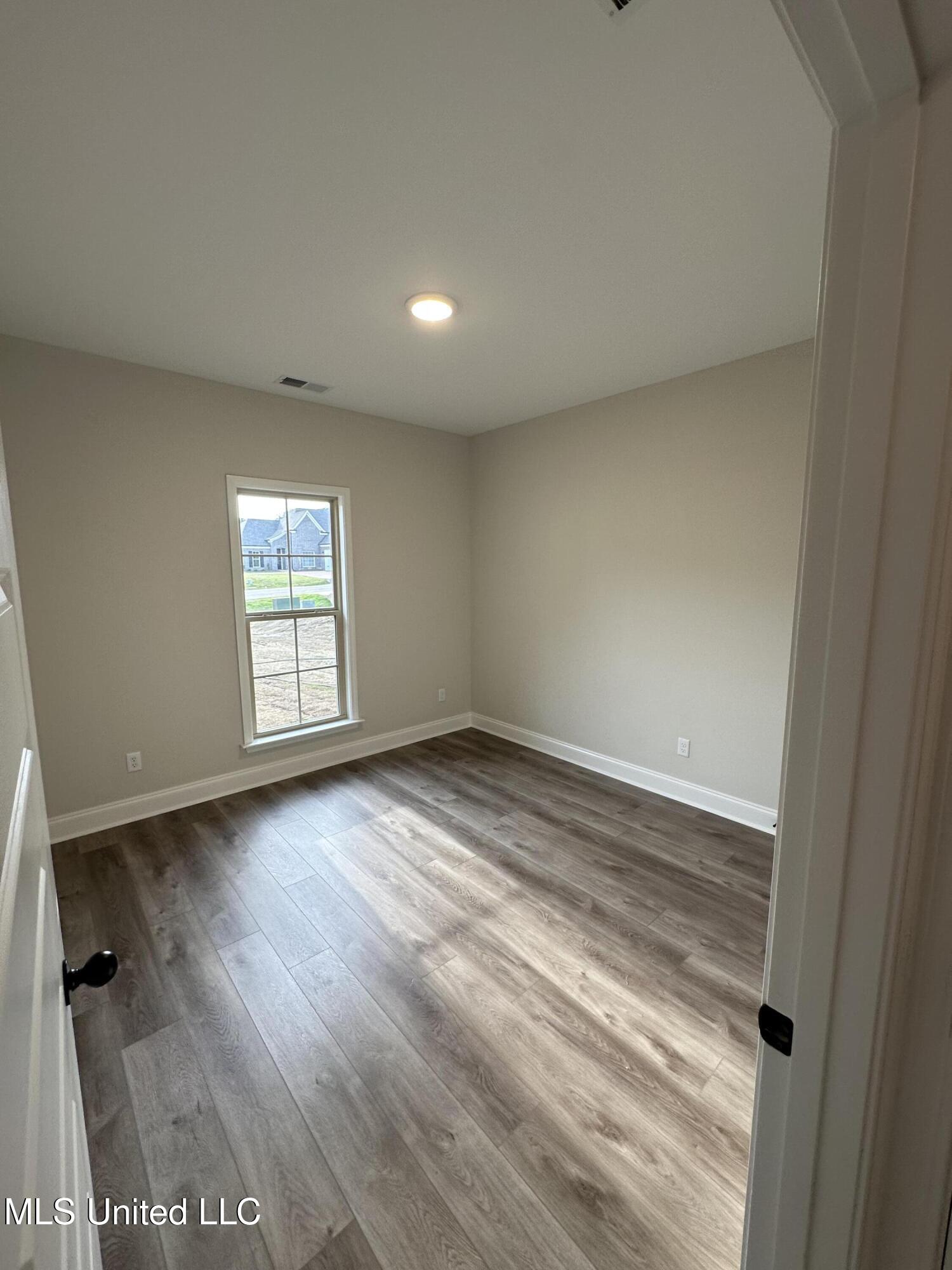 687 Lucas Lane Hernando, MS 38632 - Photo 8 of 27 IMG_6267