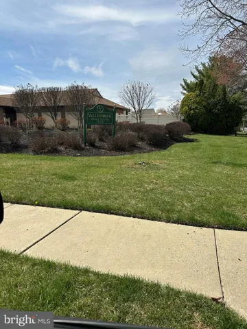 $344,000 | 1903 Doral Drive, Blackwood, NJ 08012