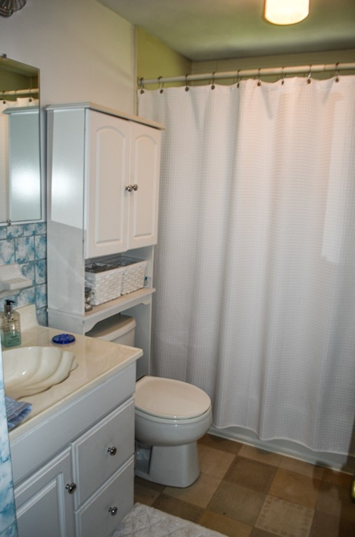 24 Cindy Circle Springfield, MA 01129 - Photo 12 of 20