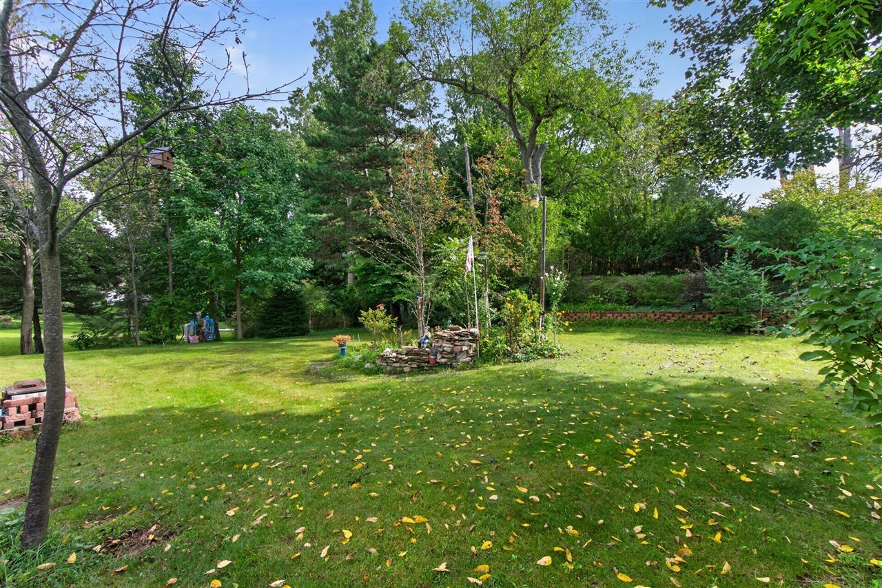 611 Charleston Road Lansing, MI 48917 - Photo 42 of 49 Gallery Image 42