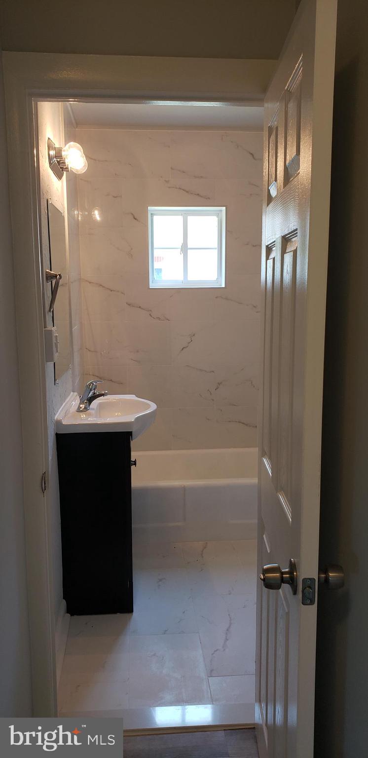 5344 Bucktown Road Cambridge, MD 21613 - Photo 9 of 15 New bathroom