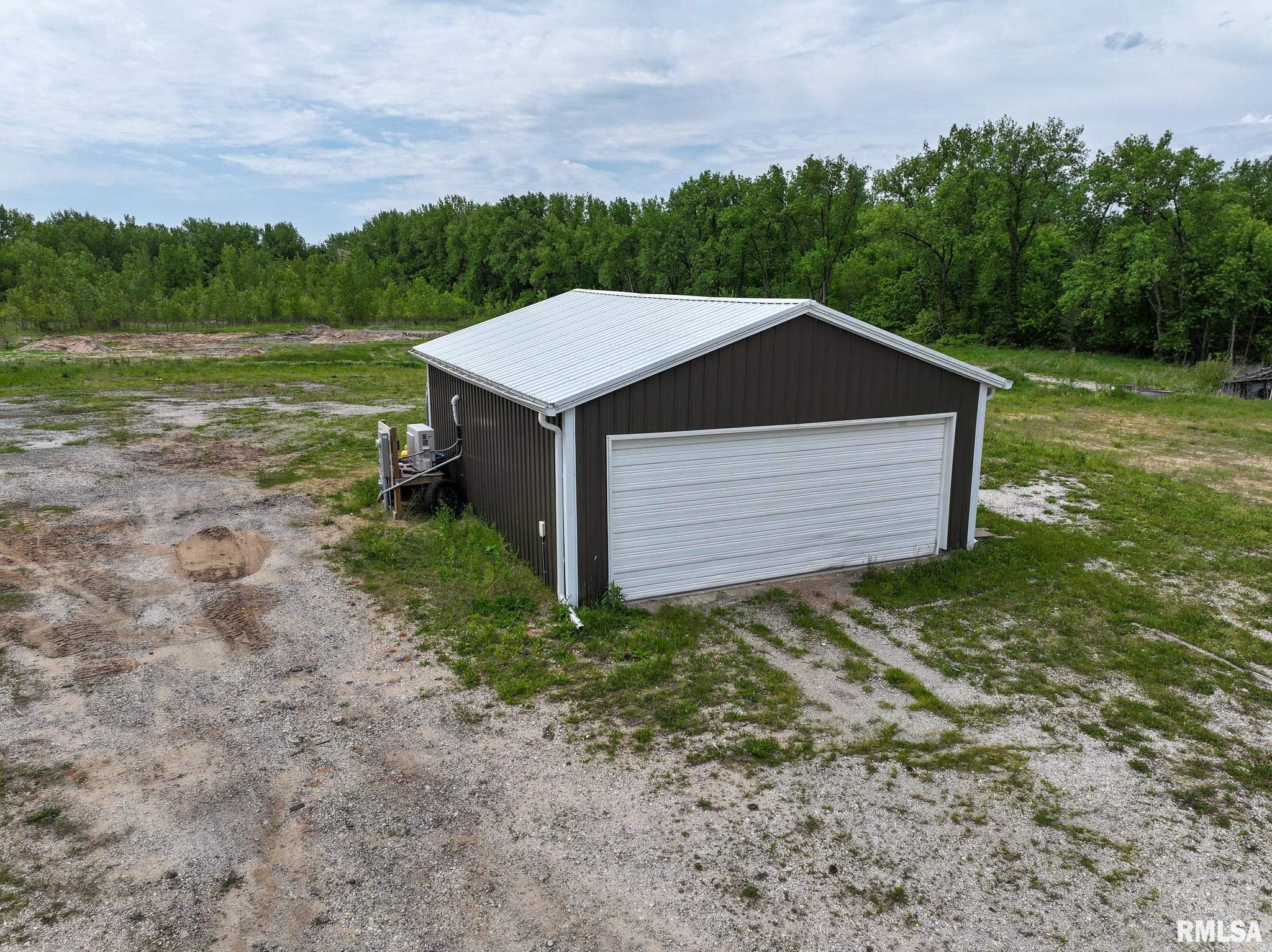 6273 Dayton Corner A Road Colona, IL 61241 - Photo 19 of 32