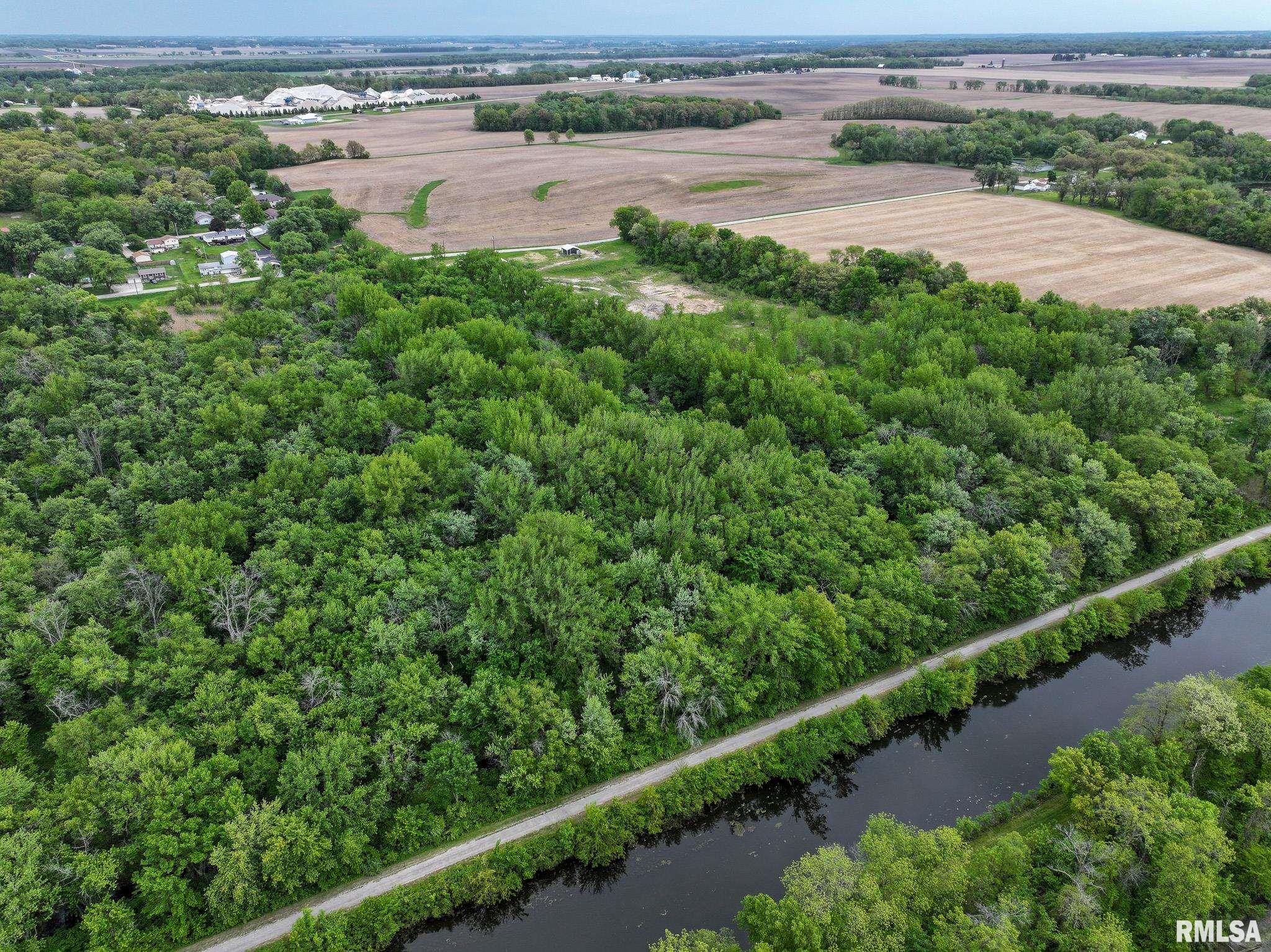 6273 Dayton Corner A Road Colona, IL 61241 - Photo 9 of 32