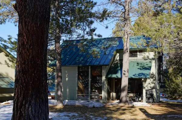 $700,000 | 57569 Ranch Cabin Road, Unit 1, Sunriver, OR 97707