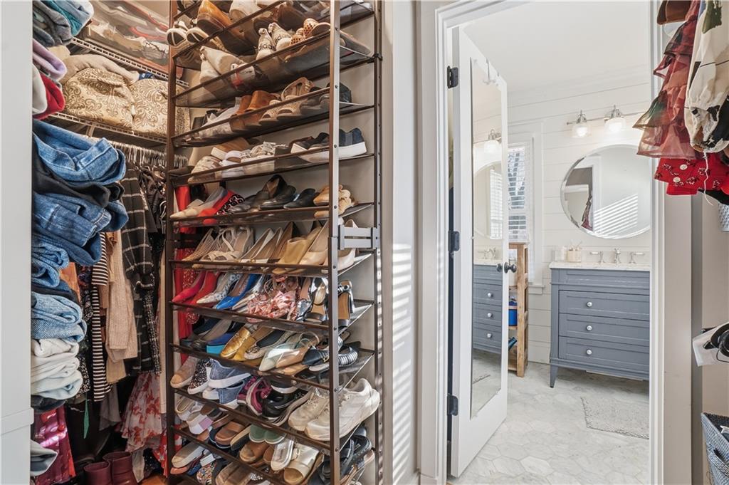 1394 North Druid Hills Road Northeast Brookhaven, GA 30319 - Photo 23 of 38 a view of walk in closet