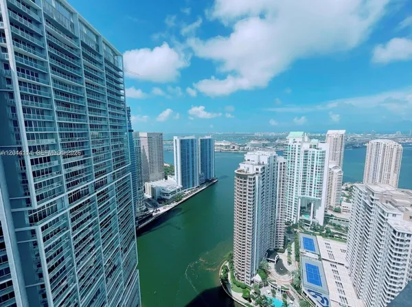 $6,000 | 495 Brickell Avenue, Unit 4804, Miami, FL 33131