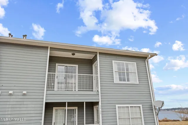 $219,000 | 74 Lake Barnett Drive, Brandon, MS 39047