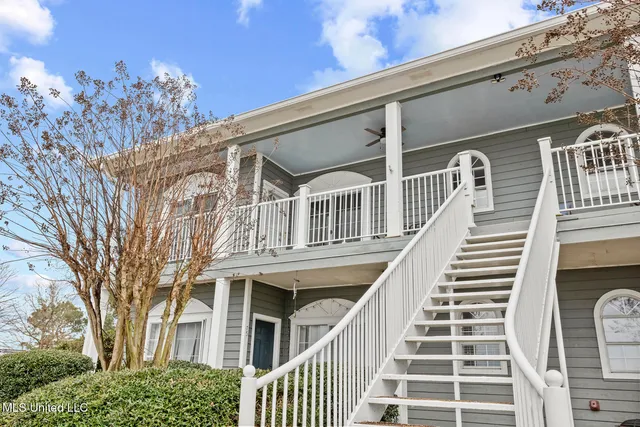 $219,000 | 74 Lake Barnett Drive, Brandon, MS 39047