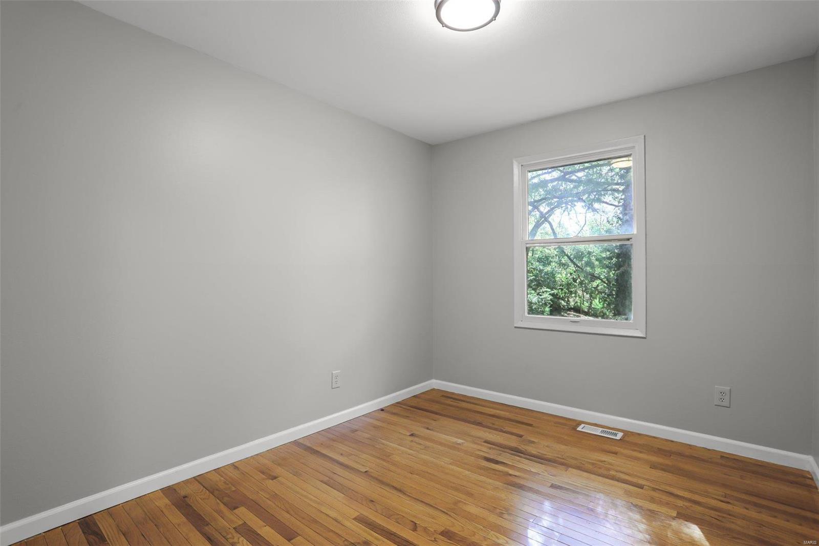 2278 Redman Road St. Louis, MO 63136 - Photo 11 of 25 Gallery Image 11