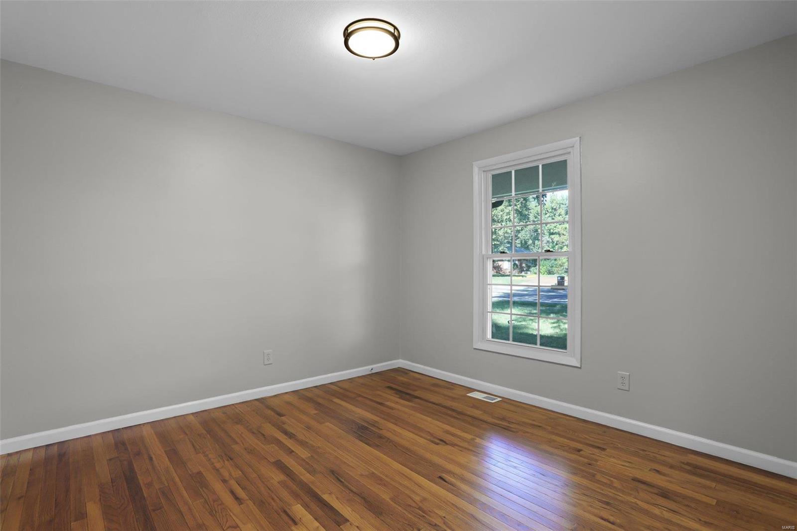 2278 Redman Road St. Louis, MO 63136 - Photo 12 of 25 Gallery Image 12