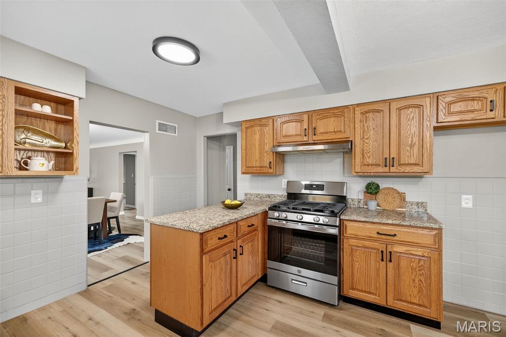 643 Hunters Ridge Drive St. Louis, MO 63135 - Photo 14 of 39