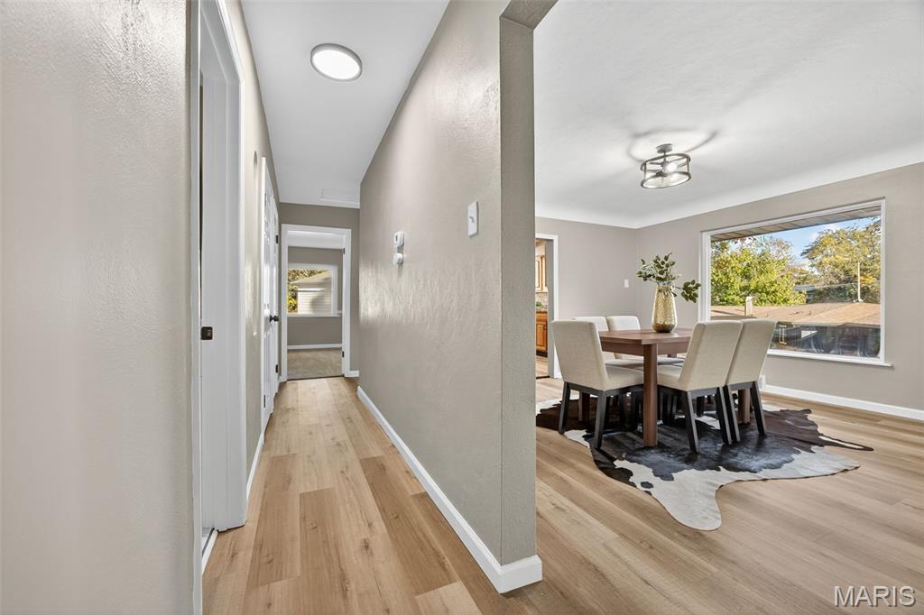 643 Hunters Ridge Drive St. Louis, MO 63135 - Photo 15 of 39