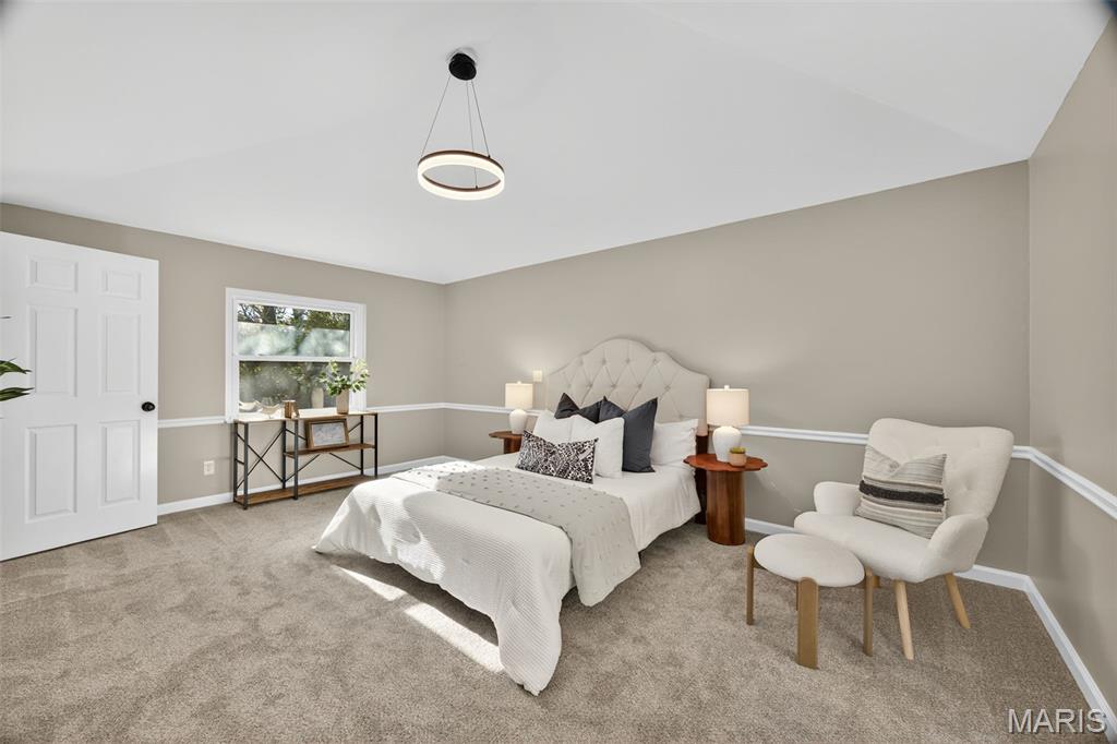 643 Hunters Ridge Drive St. Louis, MO 63135 - Photo 16 of 39