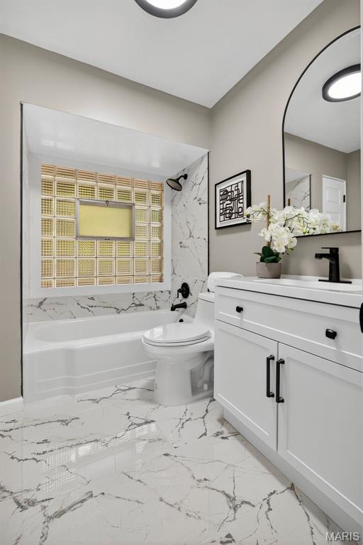 643 Hunters Ridge Drive St. Louis, MO 63135 - Photo 23 of 39