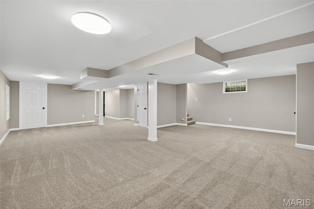 643 Hunters Ridge Drive St. Louis, MO 63135 - Photo 26 of 39