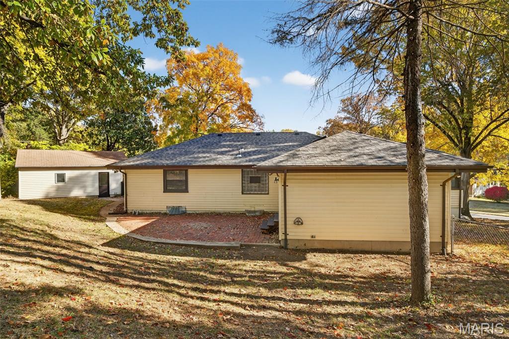 643 Hunters Ridge Drive St. Louis, MO 63135 - Photo 34 of 39