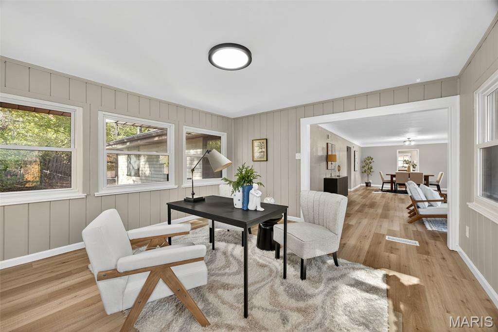 643 Hunters Ridge Drive St. Louis, MO 63135 - Photo 6 of 39