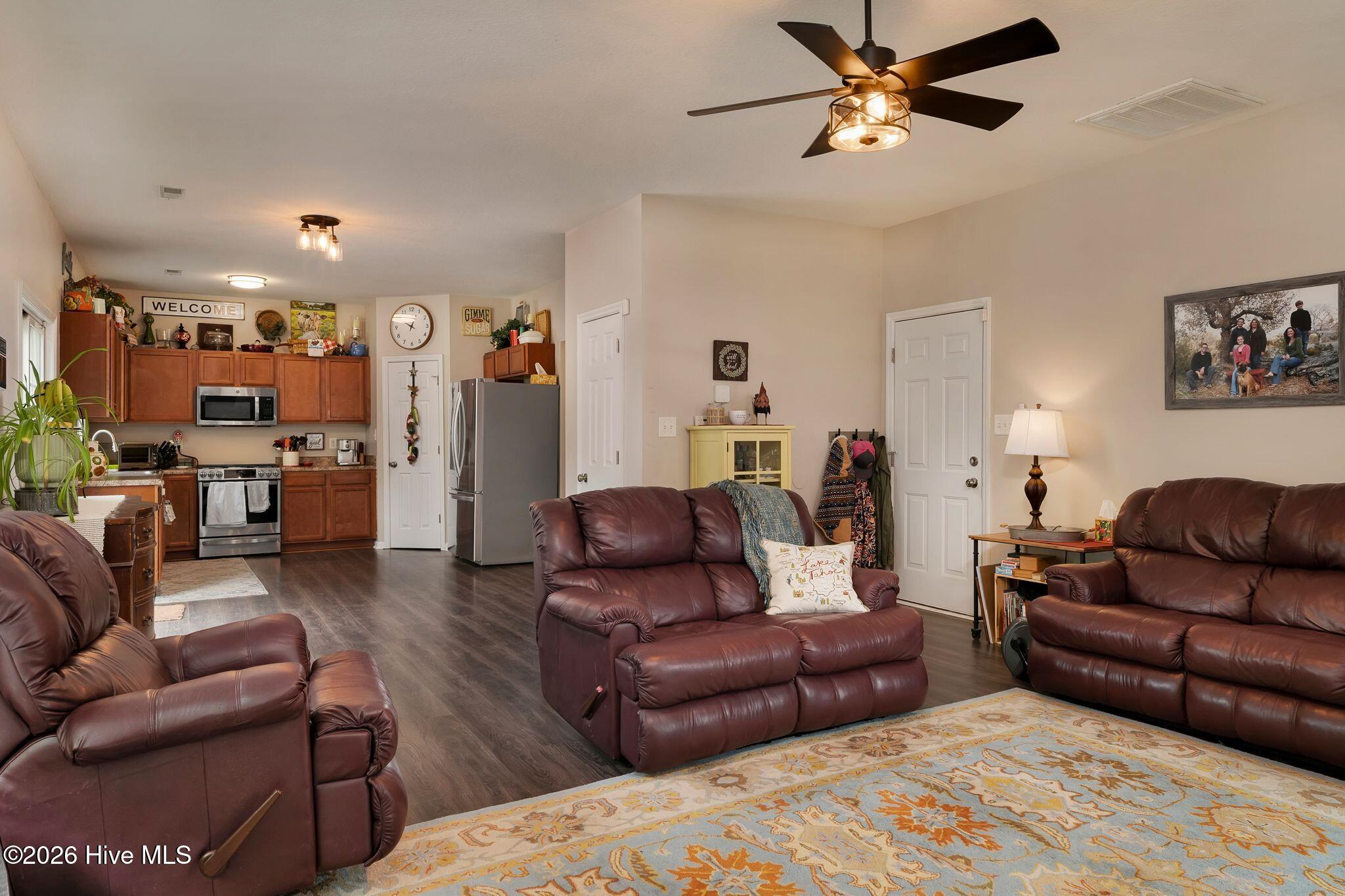 124 Saint Road Richlands, NC 28574 - Photo 24 of 55 124 Saint-16