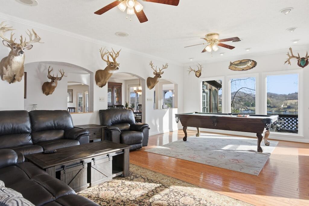 3537 Ferncliff Road Pulaski, VA 24301 - Photo 6 of 50 a living room with furniture