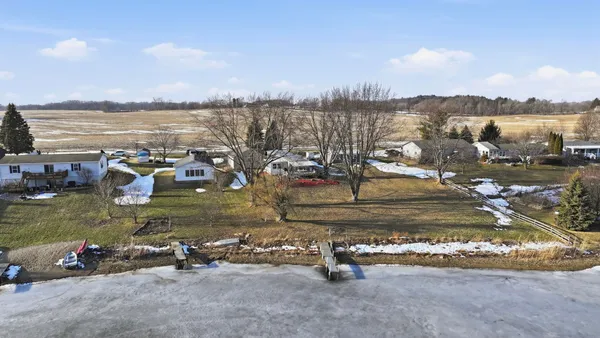 $219,900 | 275 Ln 201 Long Beach Lake, Fremont, IN 46737