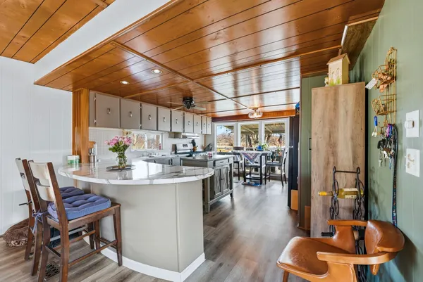 $219,900 | 275 Ln 201 Long Beach Lake, Fremont, IN 46737