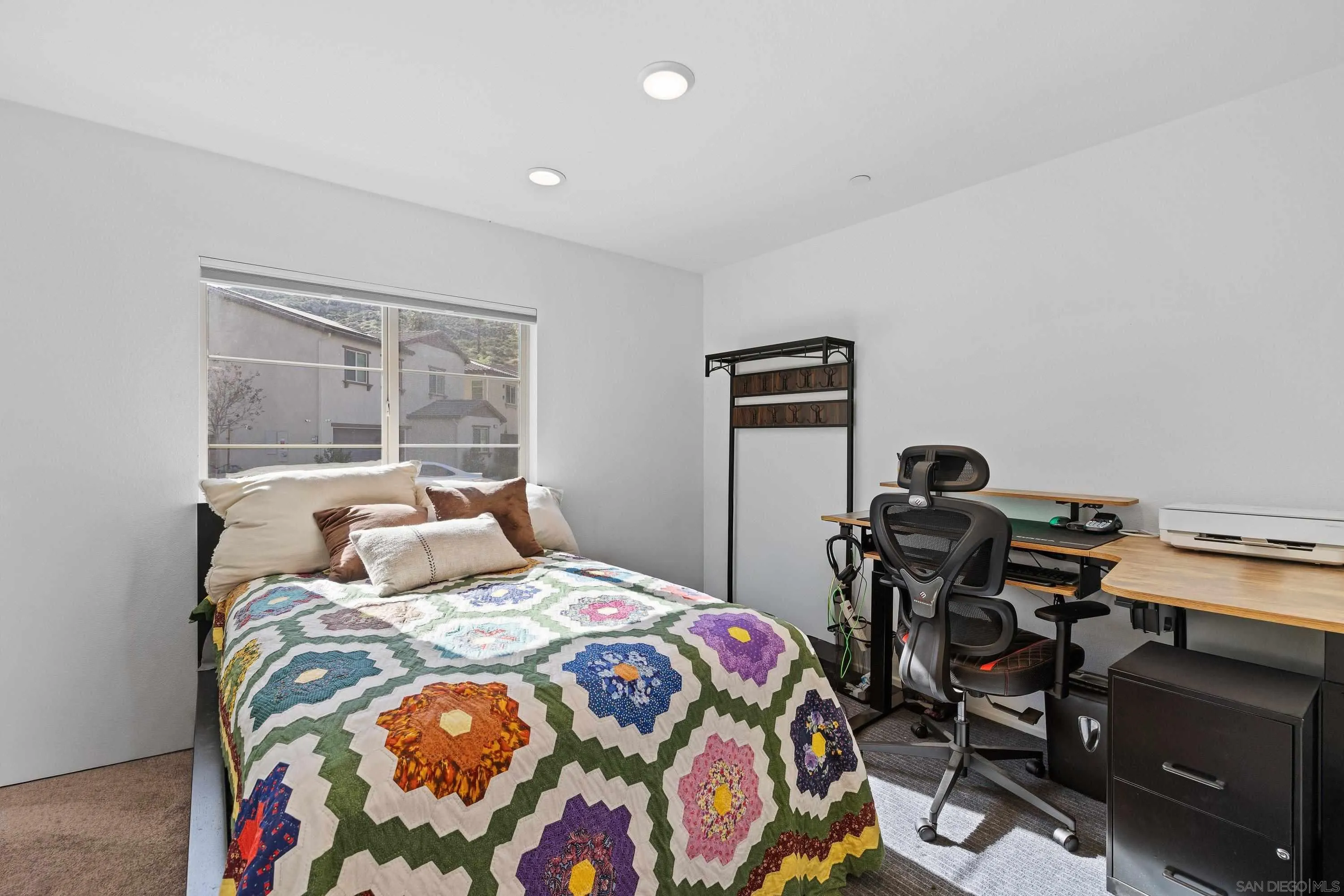 24060 Raptor Way Lake Elsinore, CA 92532 - Photo 14 of 57