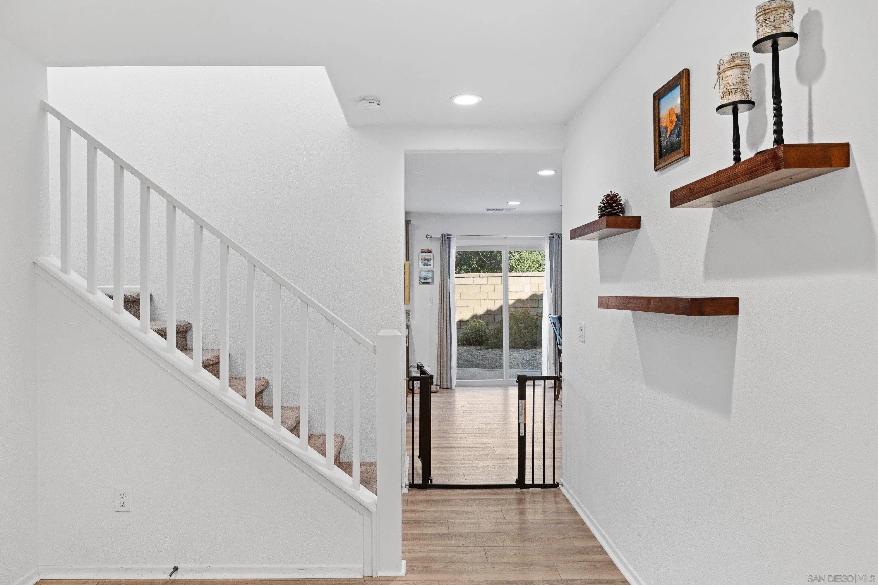 24060 Raptor Way Lake Elsinore, CA 92532 - Photo 4 of 57