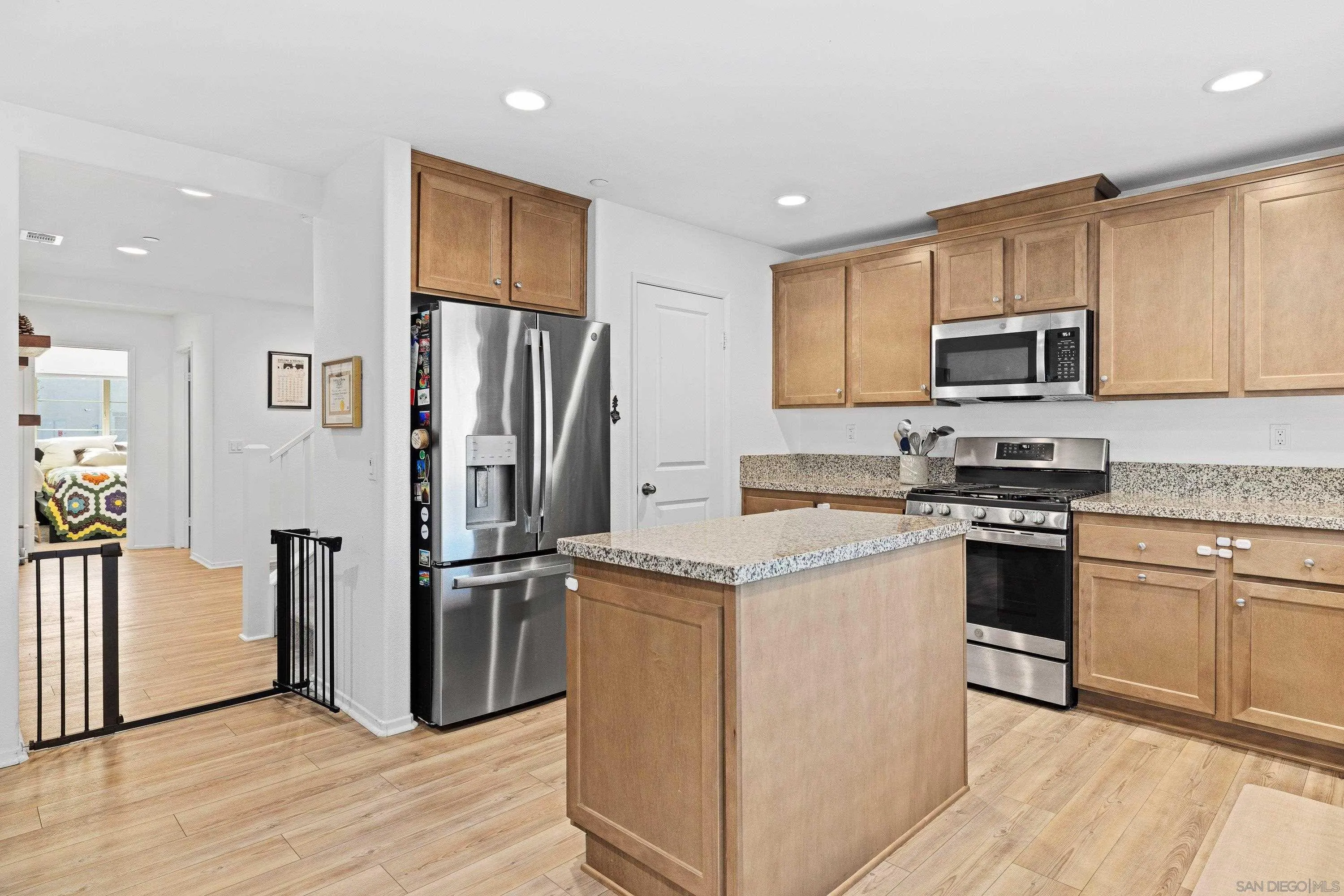 24060 Raptor Way Lake Elsinore, CA 92532 - Photo 6 of 57