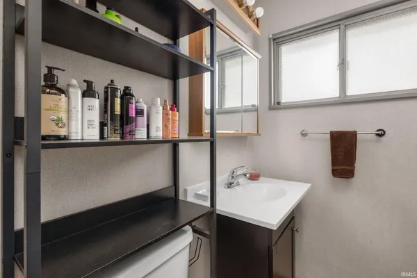 $180,000 | 121 Shamrock Street, Walkerton, IN 46574