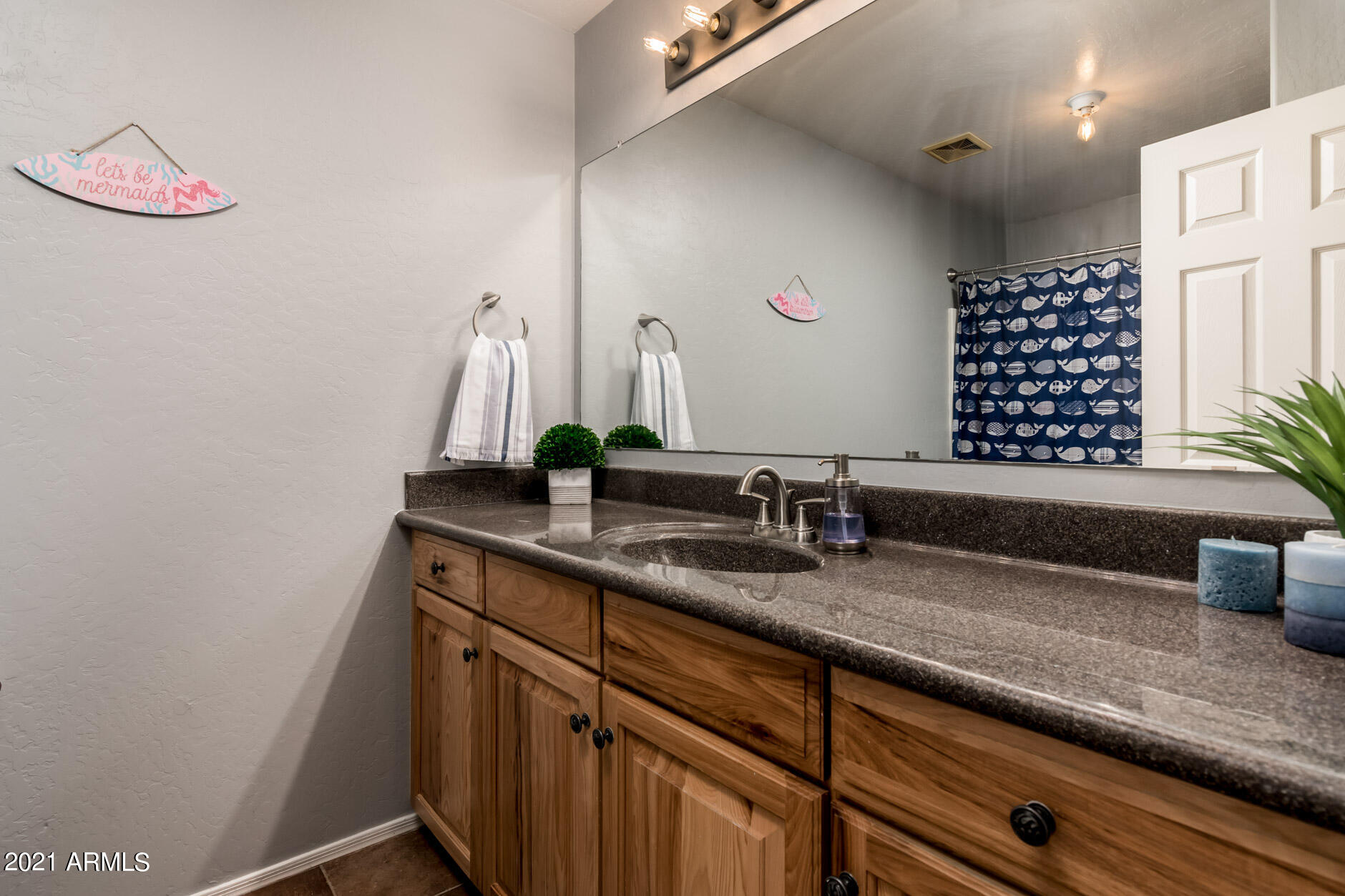 1705 East Beverly Road Phoenix, AZ 85042 - Photo 50 of 64 1705 E Beverly Rd - MLS-50