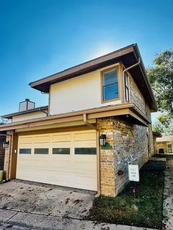 $1,725 | 3 Cedar Lane, Bedford, TX 76021