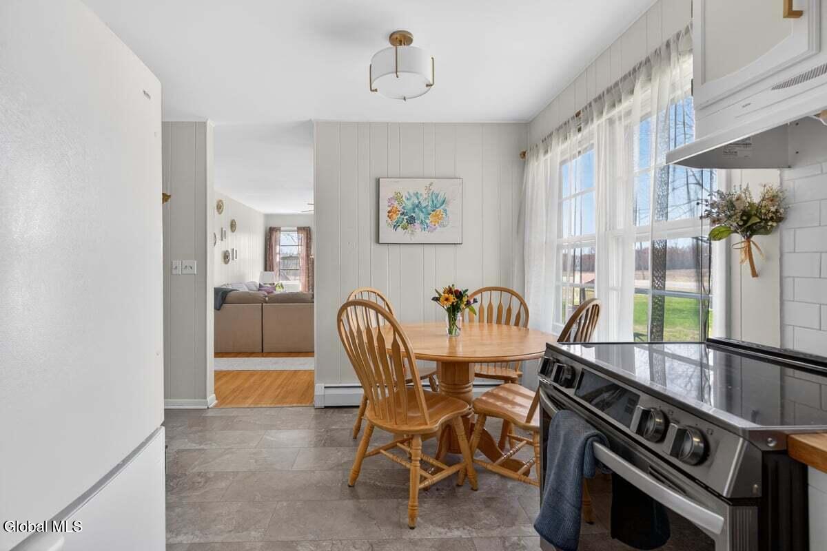 720 Mac Elroy Road Clifton Park, NY 12019 - Photo 11 of 38 720 MAC ELROY-22