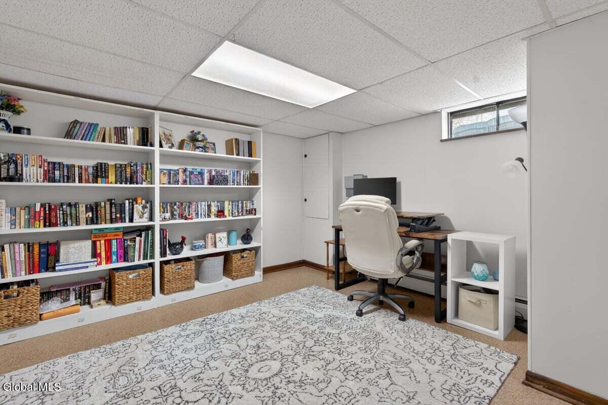 720 Mac Elroy Road Clifton Park, NY 12019 - Photo 18 of 38 720 MAC ELROY-28